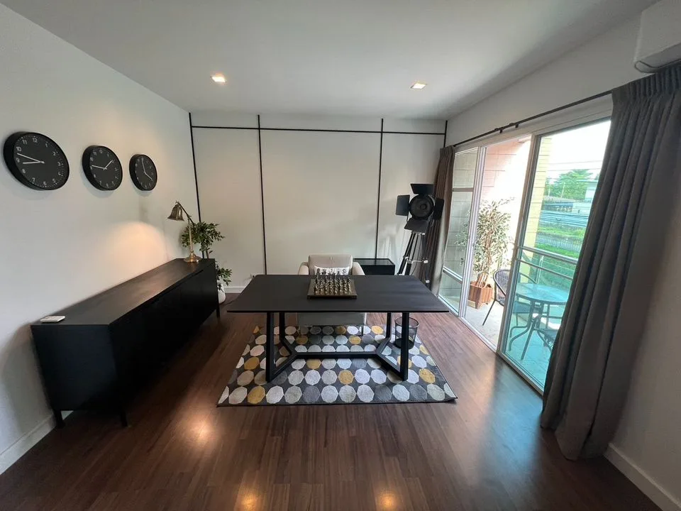 Property photos for Town Avenue Srinagarin