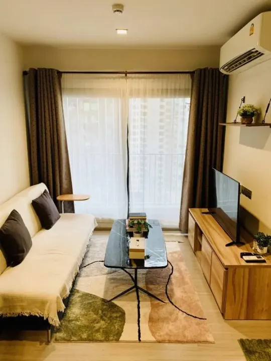 Property photos for Life Asoke Hype