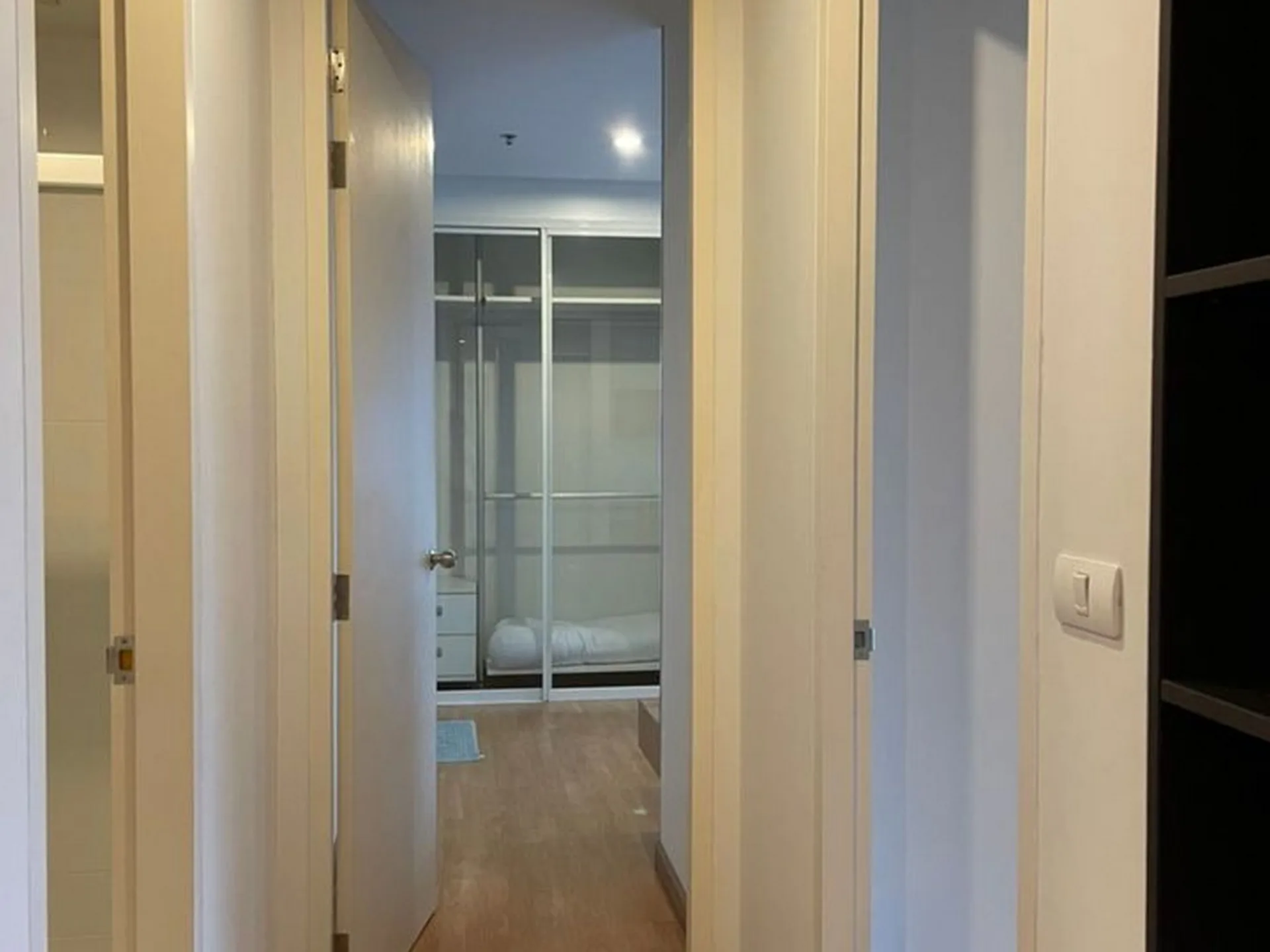 Property photos for The Parkland Grand Taksin