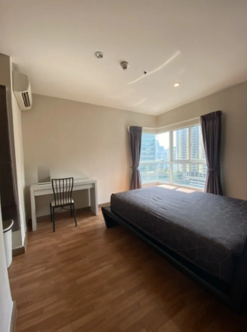 Property photos for The Parkland Grand Asoke - Phetchaburi