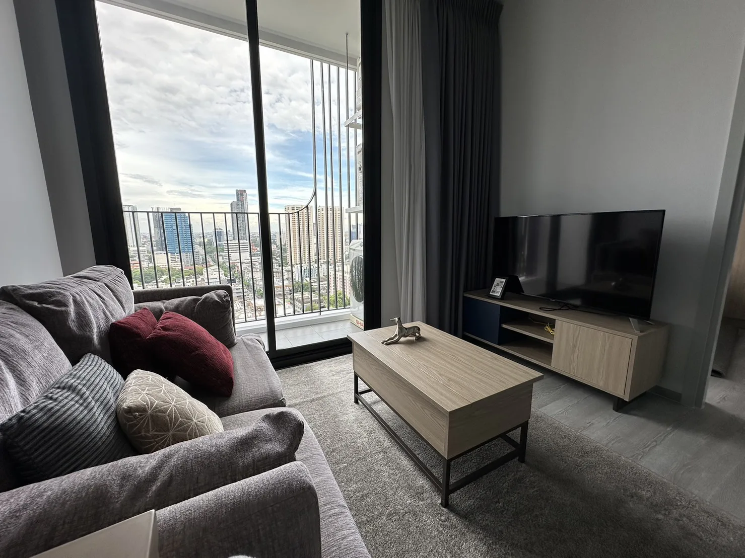 Property photos for XT Ekkamai