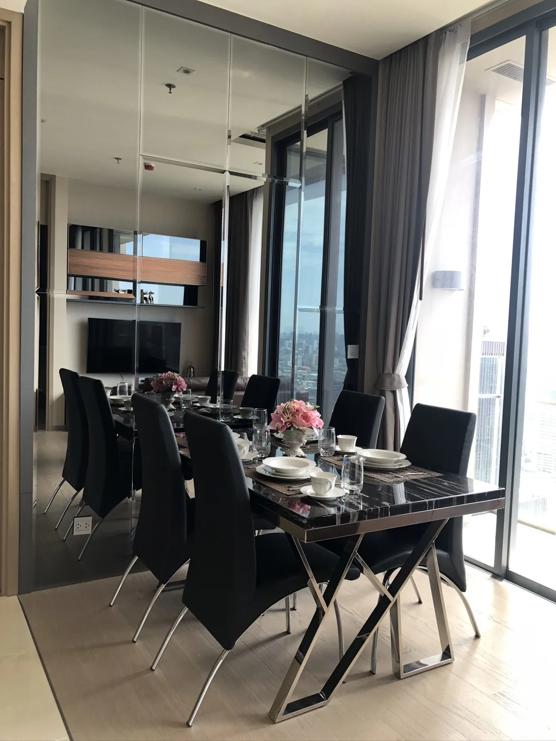 Property photos for The Esse Asoke