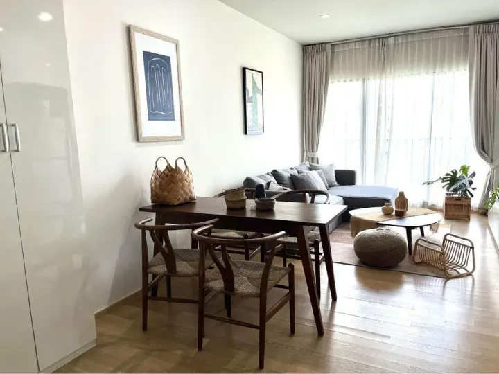 Property photos for Noble Refine