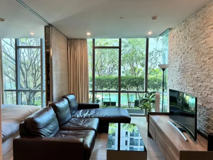 Property photos for The Room Sukhumvit 21