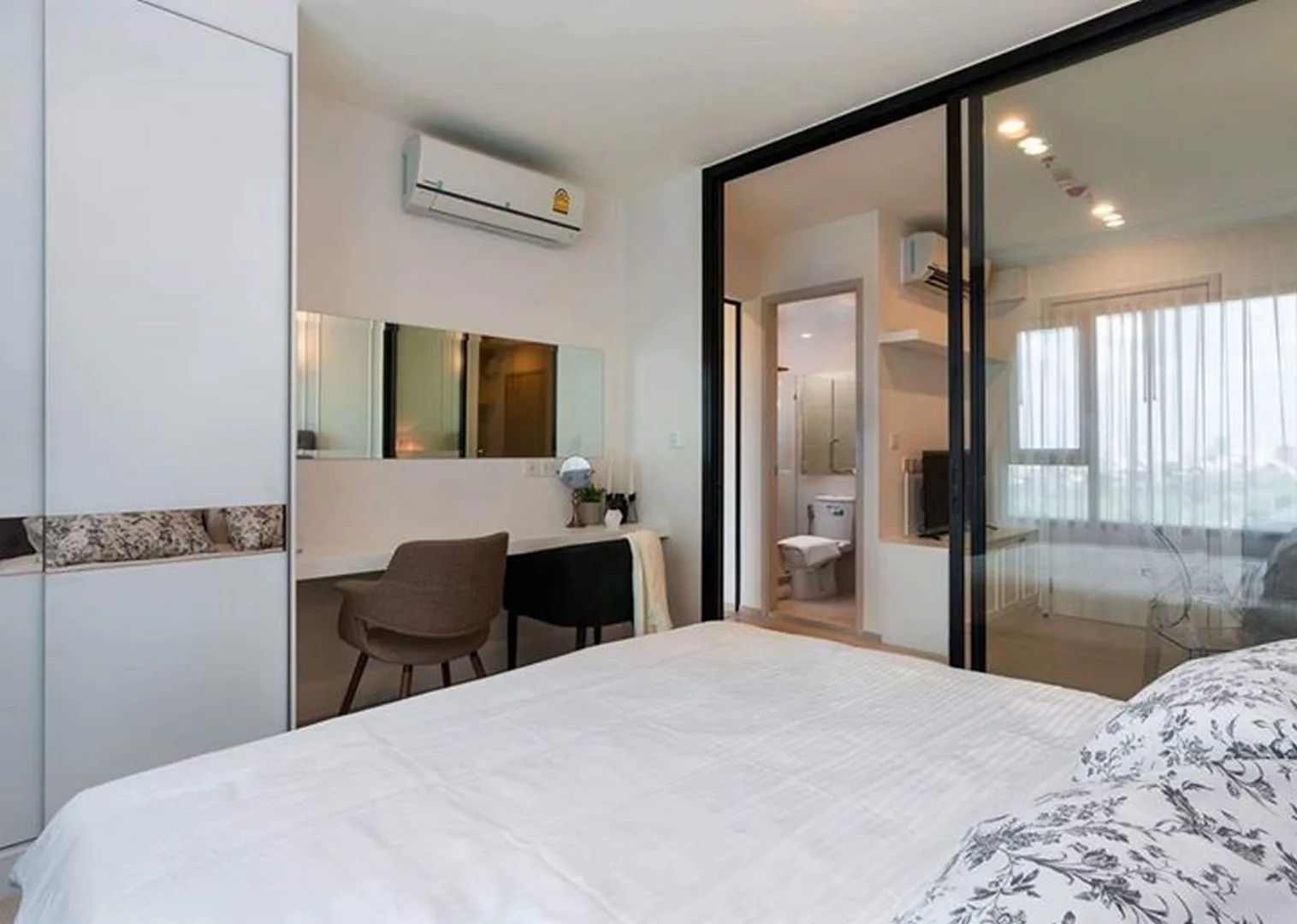 Property photos for Life Asoke
