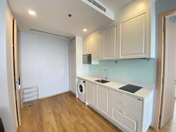 Property photos for Noble BE 33