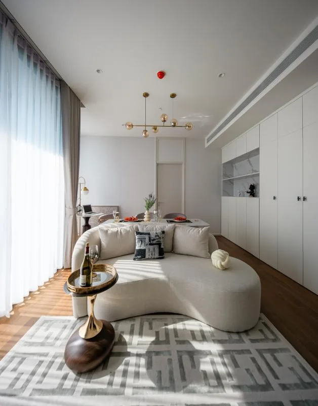 Property photos for Muniq Langsuan
