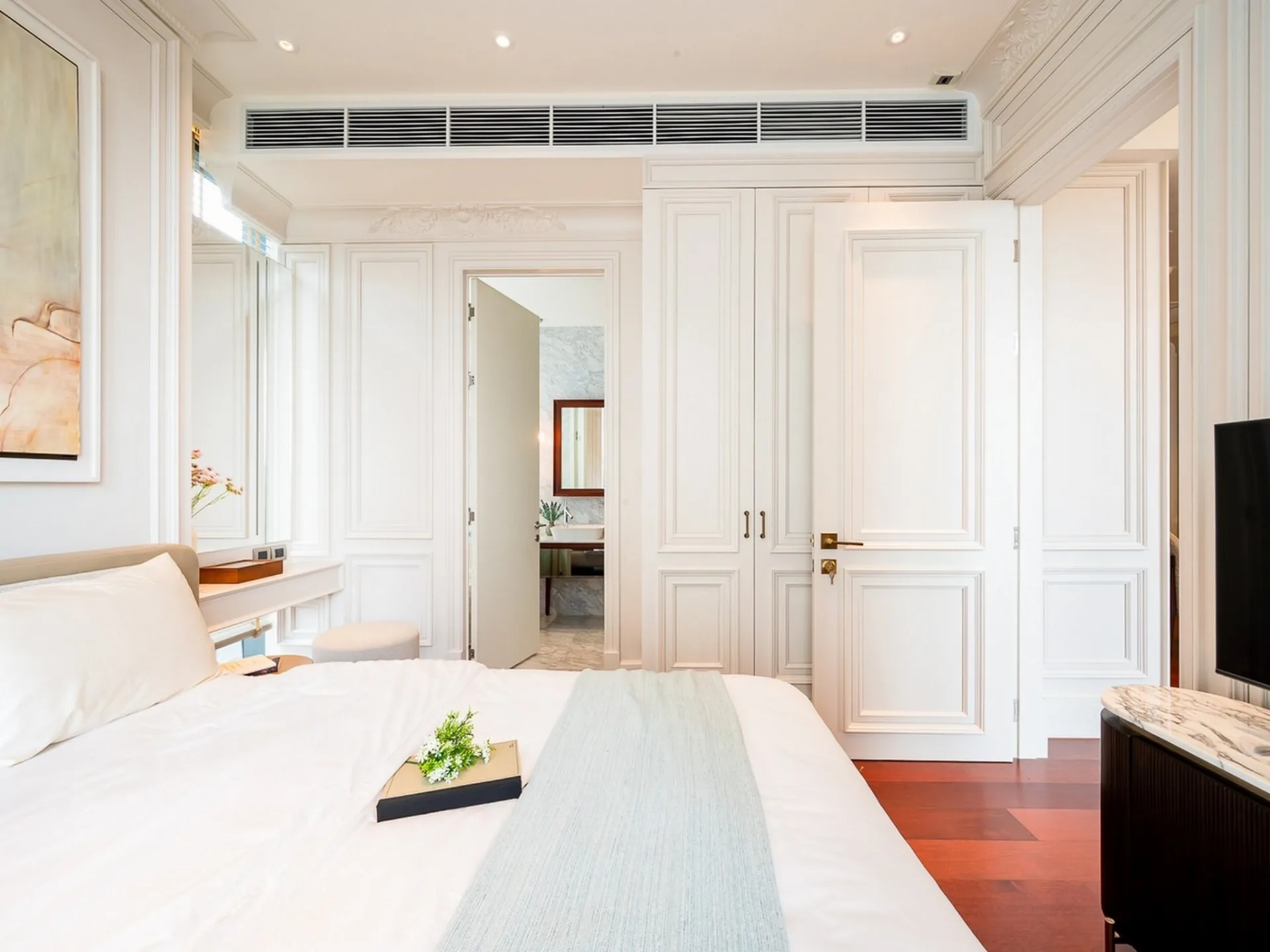 Property photos for KHUN by YOO inspired by Starck