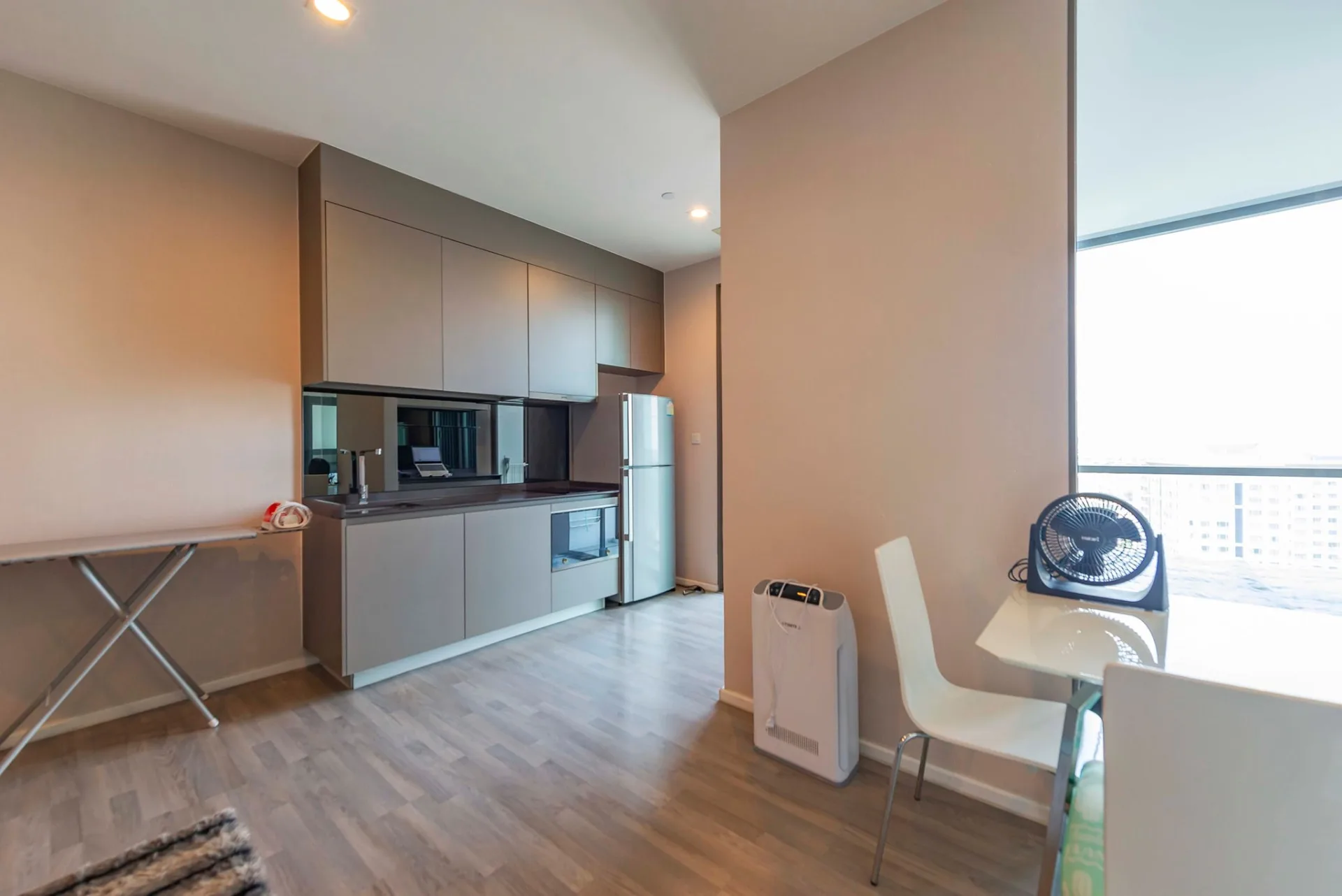 Property photos for The Room Sukhumvit 69