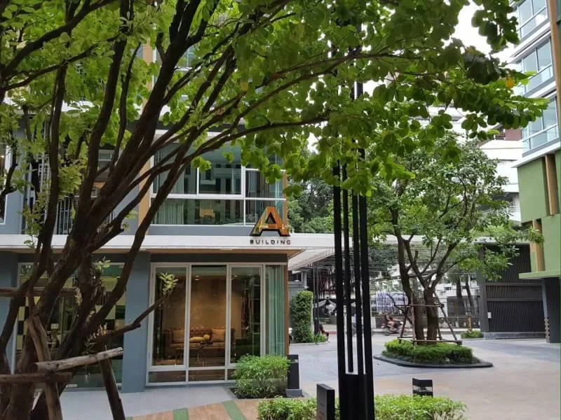 Property photos for Metro Luxe Rama 4