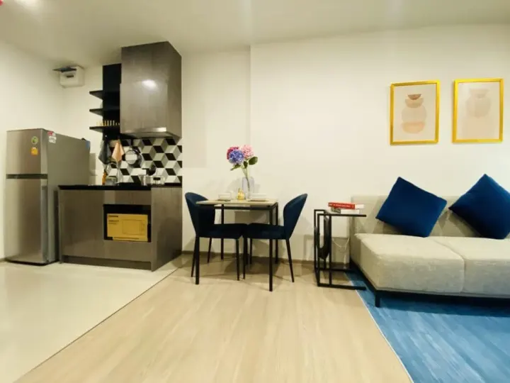 Property photos for The Base Phetchaburi-thonglor