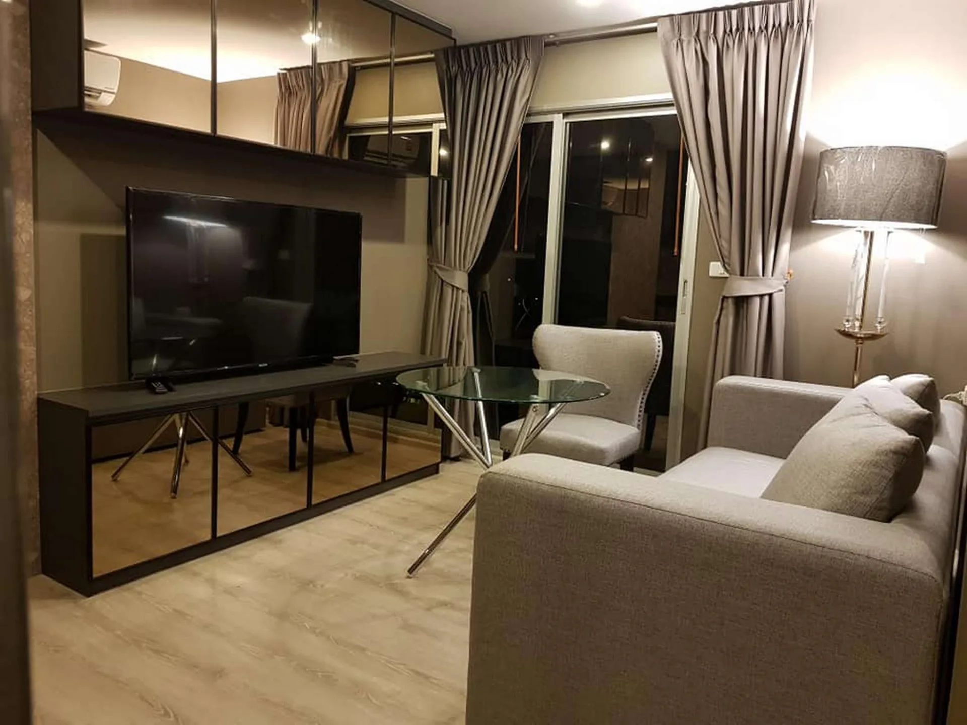 Property photos for Chewathai Phetkasem 27