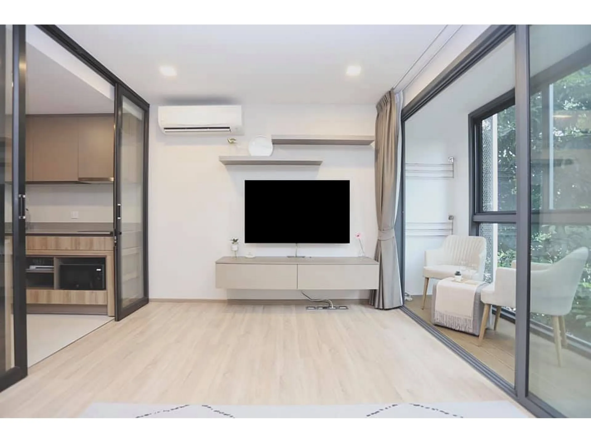 Property photos for Taka Haus Ekamai 12