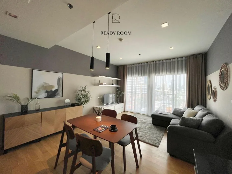 Property photos for Noble Reveal