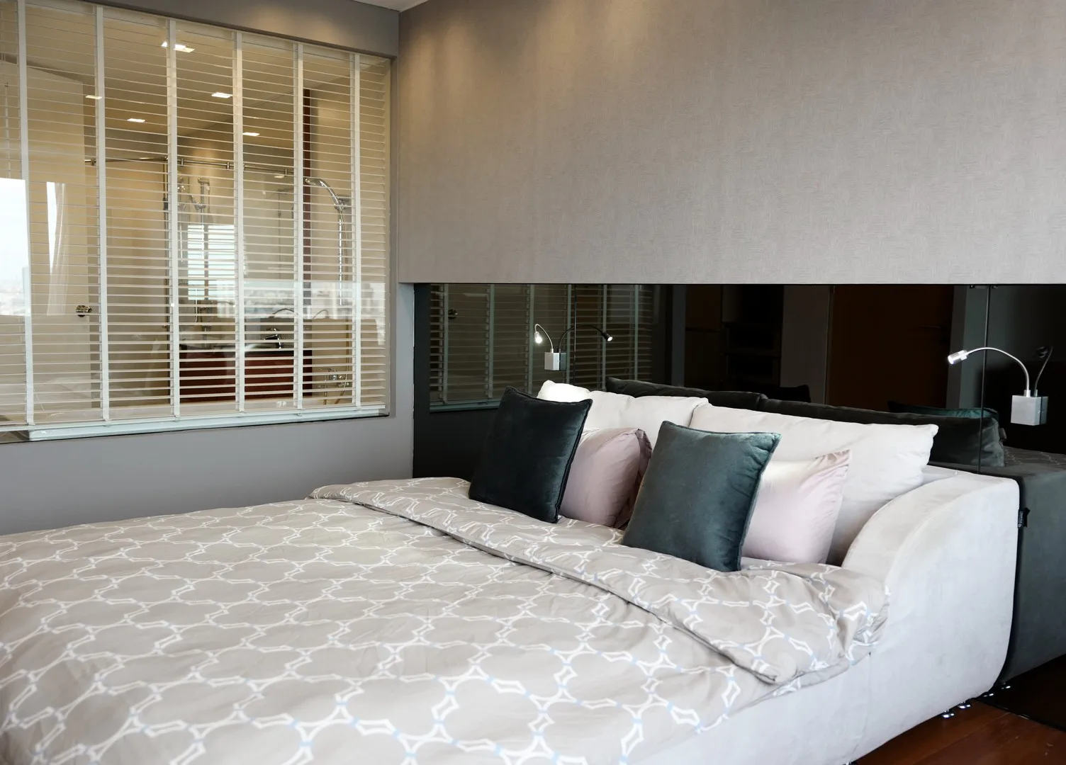Property photos for Amanta Lumpini
