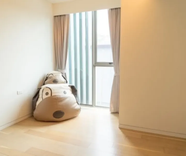 Property photos for Siamese Thirty Nine