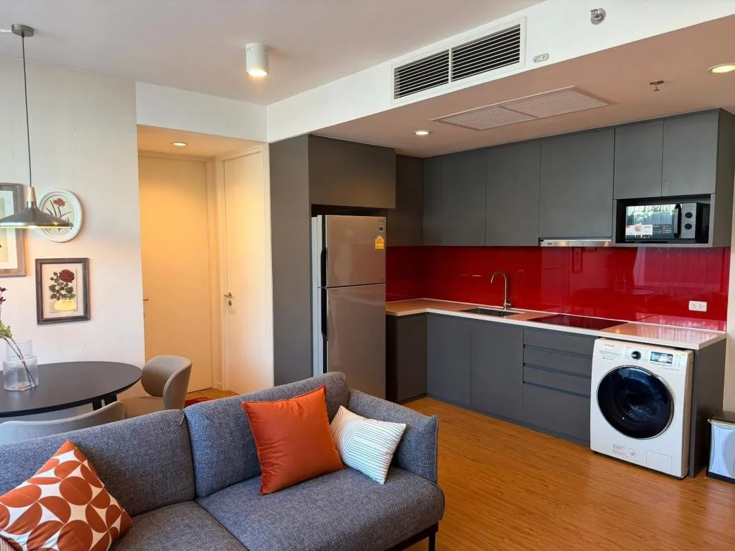 Property photos for Siamese Surawong