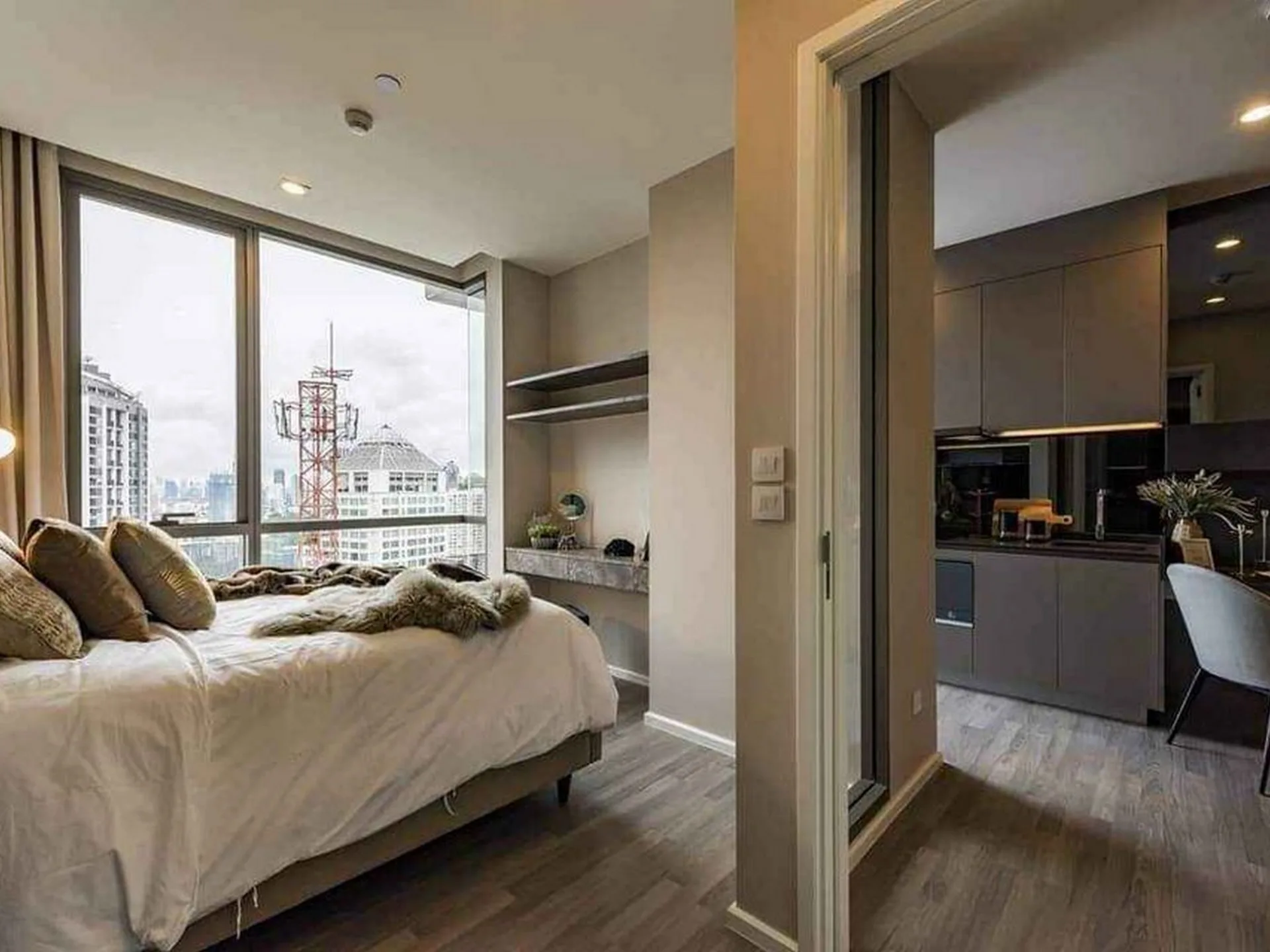 Property photos for The Room Sukhumvit 69