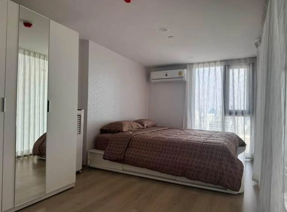 Property photos for Life Rama 4 - Asoke