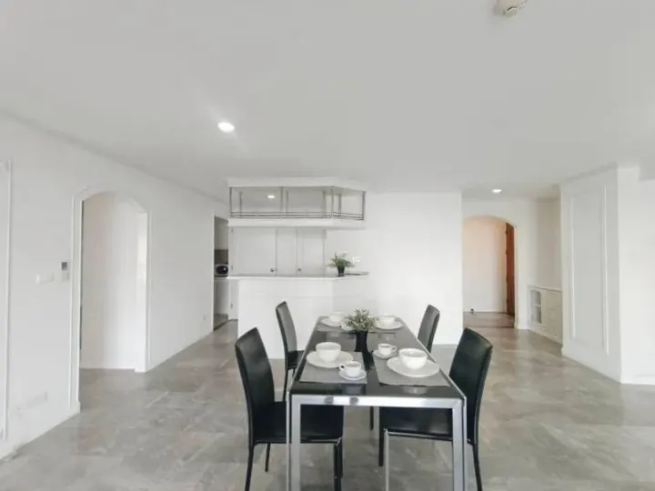 Property photos for The Waterford Diamond