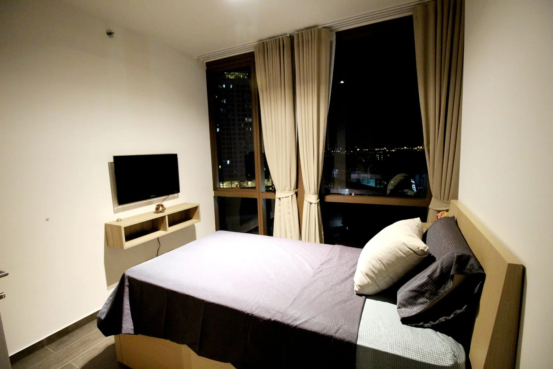 Property photos for The Lofts Ekkamai