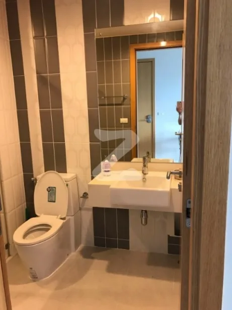 Property photos for Circle Condominium