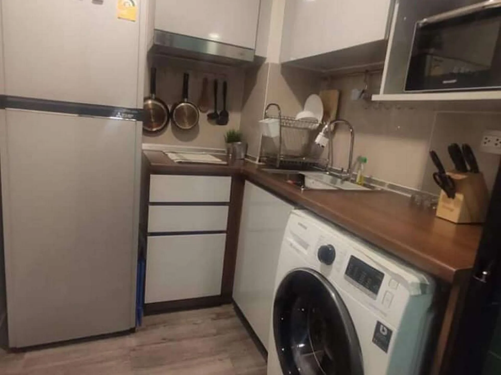 Property photos for Modiz Ratchada 32