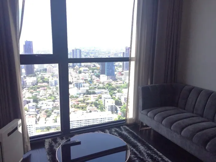 Property photos for Park Origin Thonglor