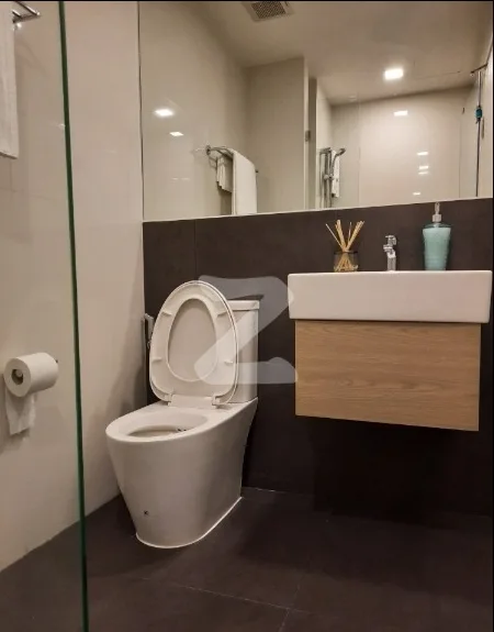 Property photos for Chambers On - nut Station