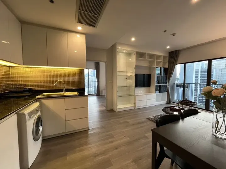 Property photos for Noble Refine