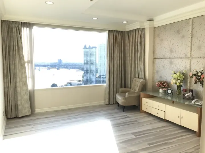 Property photos for Watermark Chaophraya