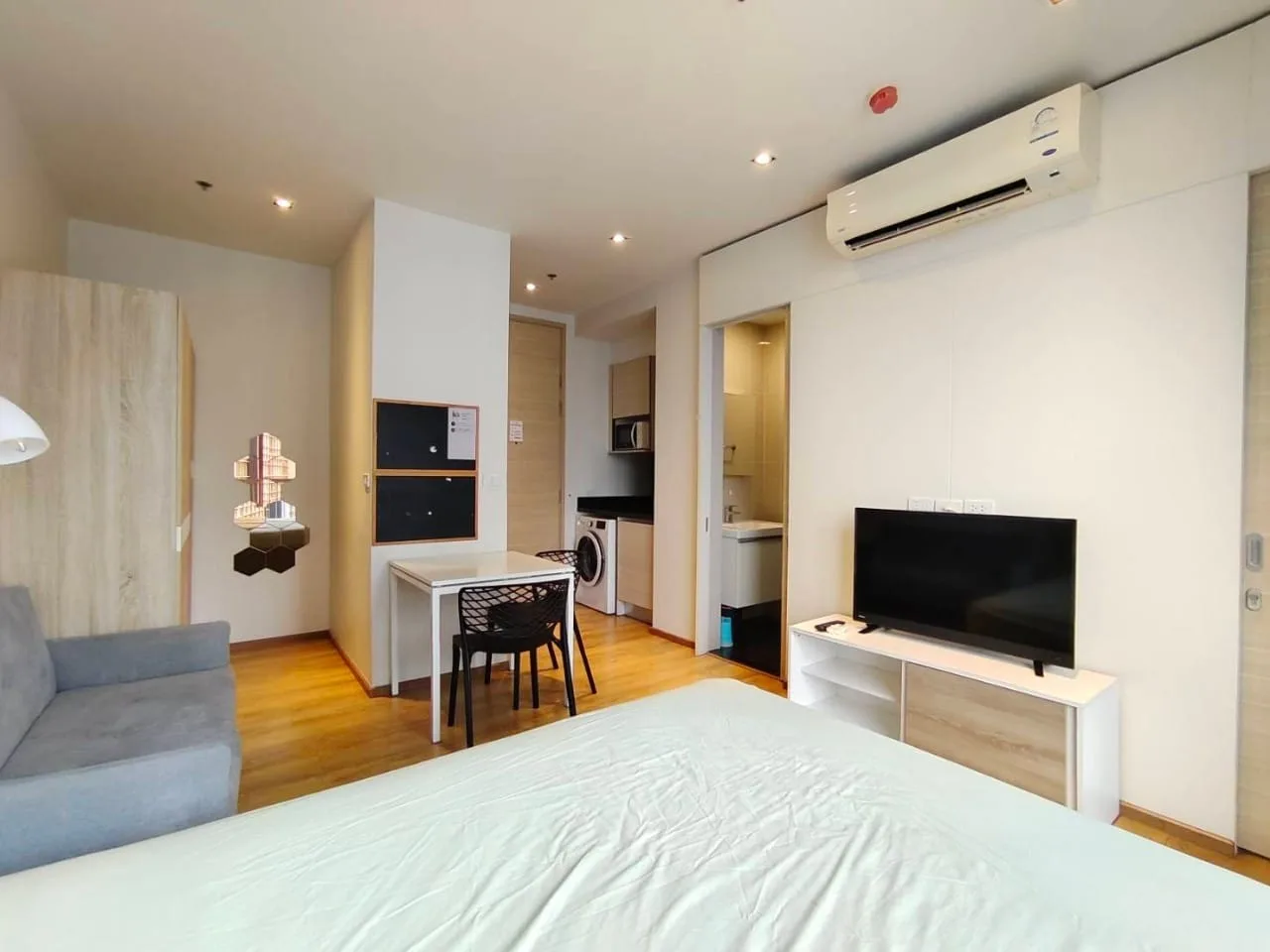 Property photos for Park Origin Phromphong