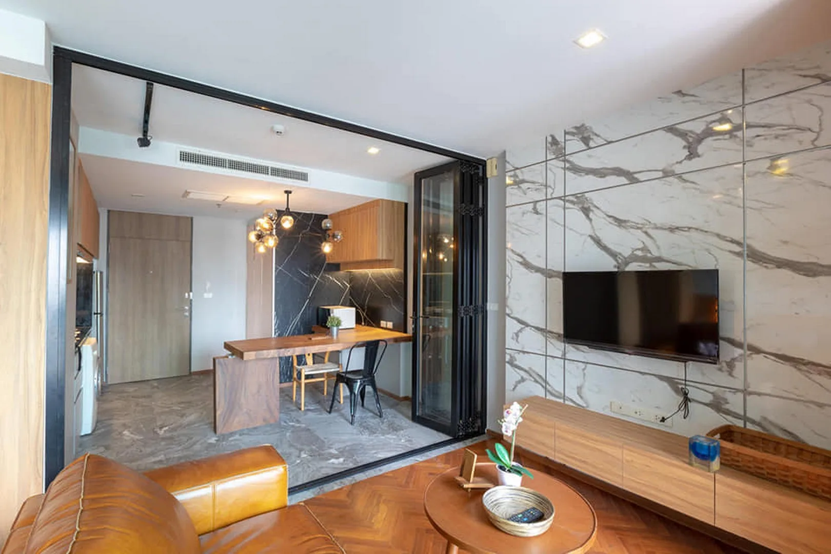 Property photos for Noble Remix