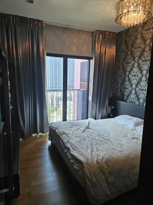 Property photos for Noble Reveal