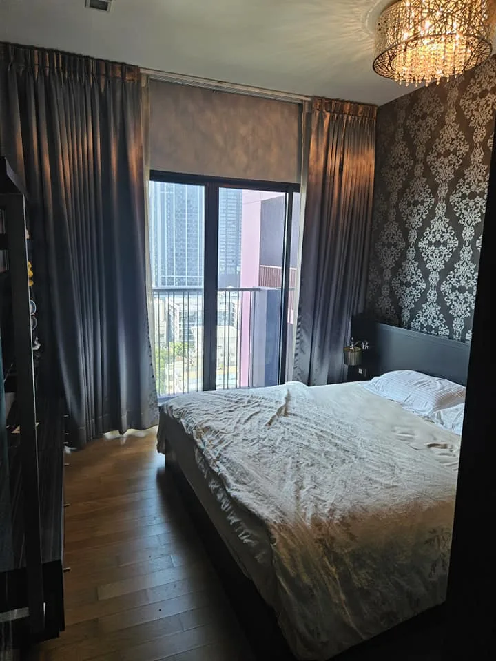 Property photos for Noble Reveal