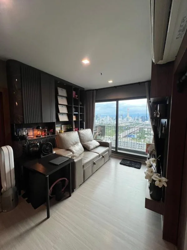 Property photos for LIFE Asoke - Rama 9