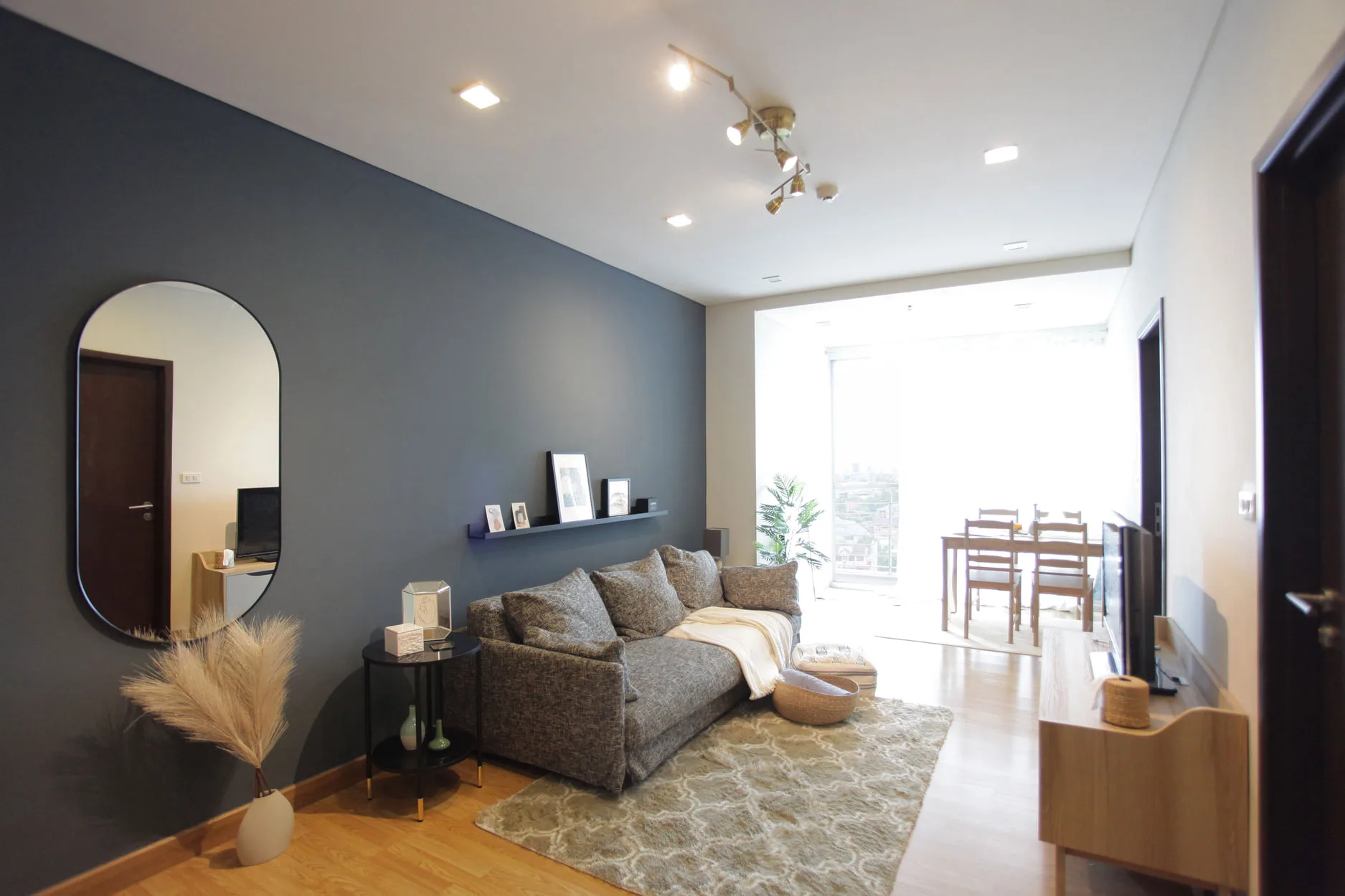Property photos for Le Luk