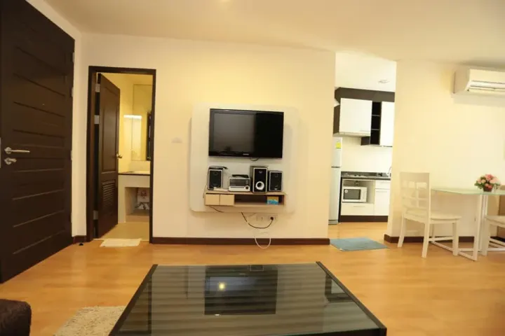 Property photos for The Amethyst Sukhumvit 39