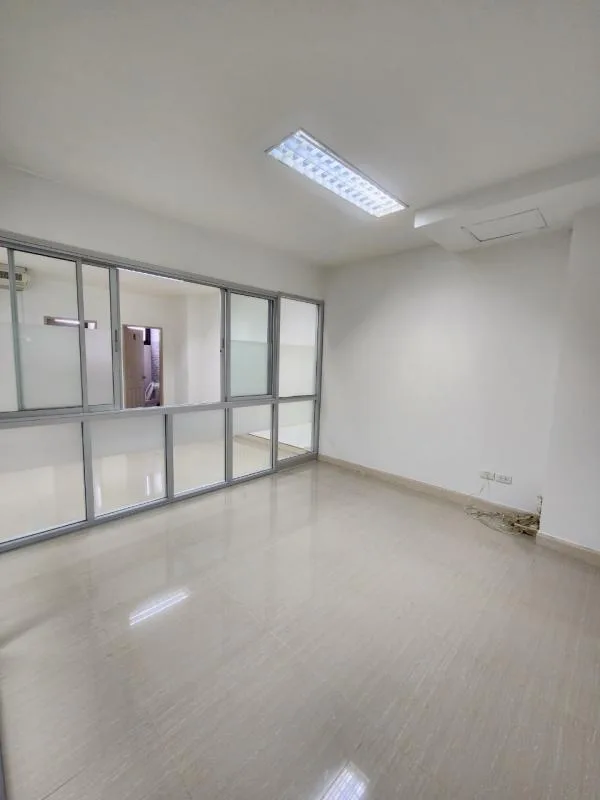 Property photos for Mahatun Rama 3
