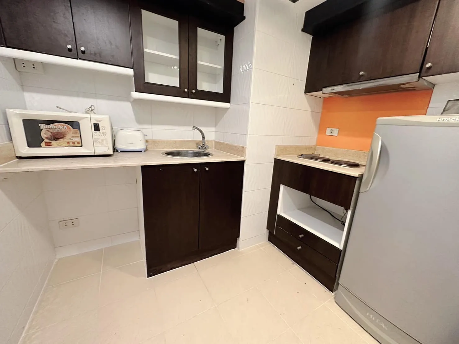Property photos for Omni Tower Sukhumvit Nana