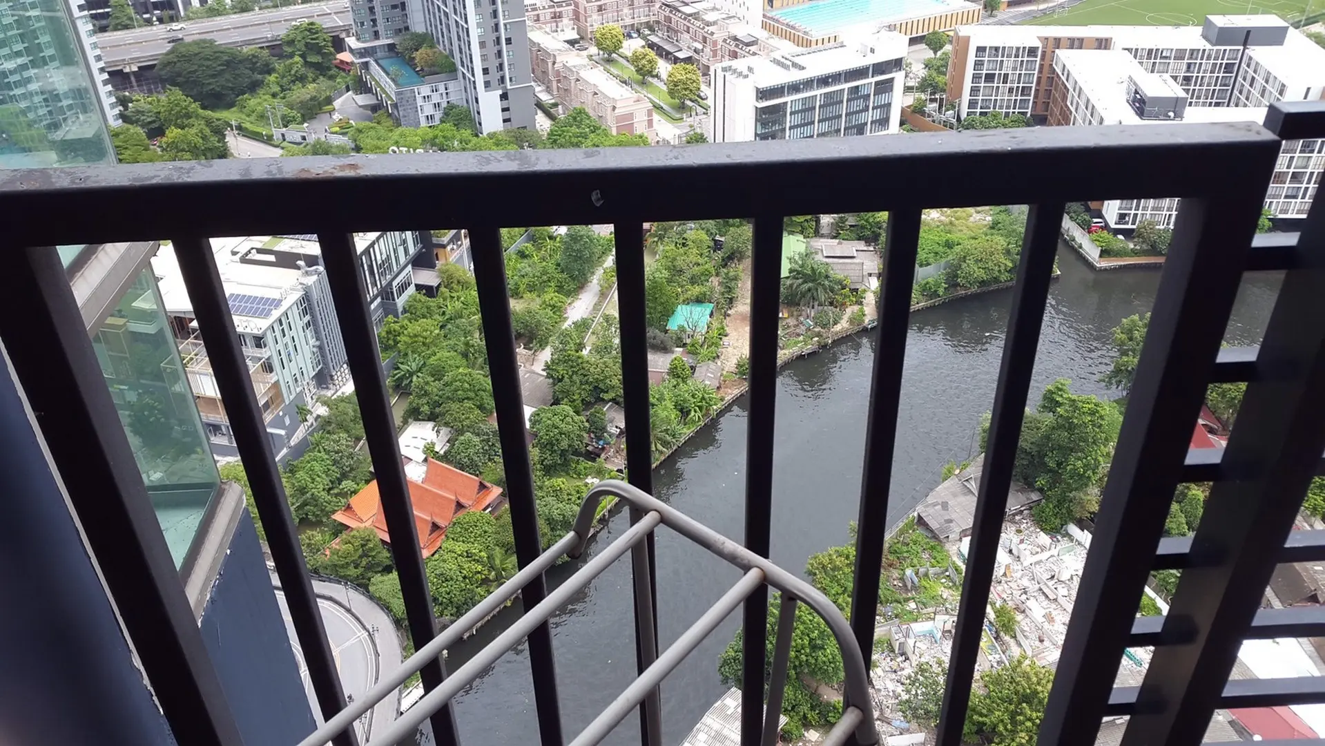 Property photos for The Base Sukhumvit 77