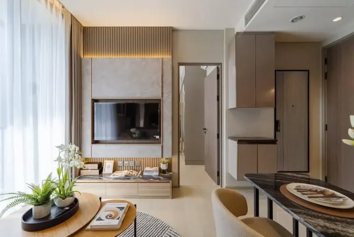 Property photos for The Extro Phayathai-rangnam