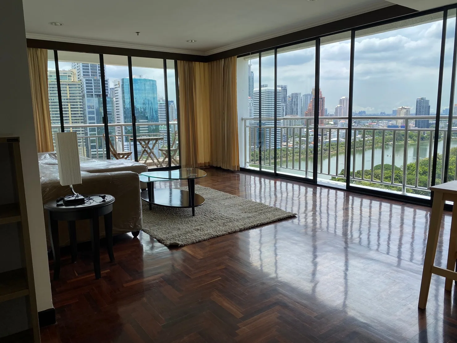 Property photos for Lake Green