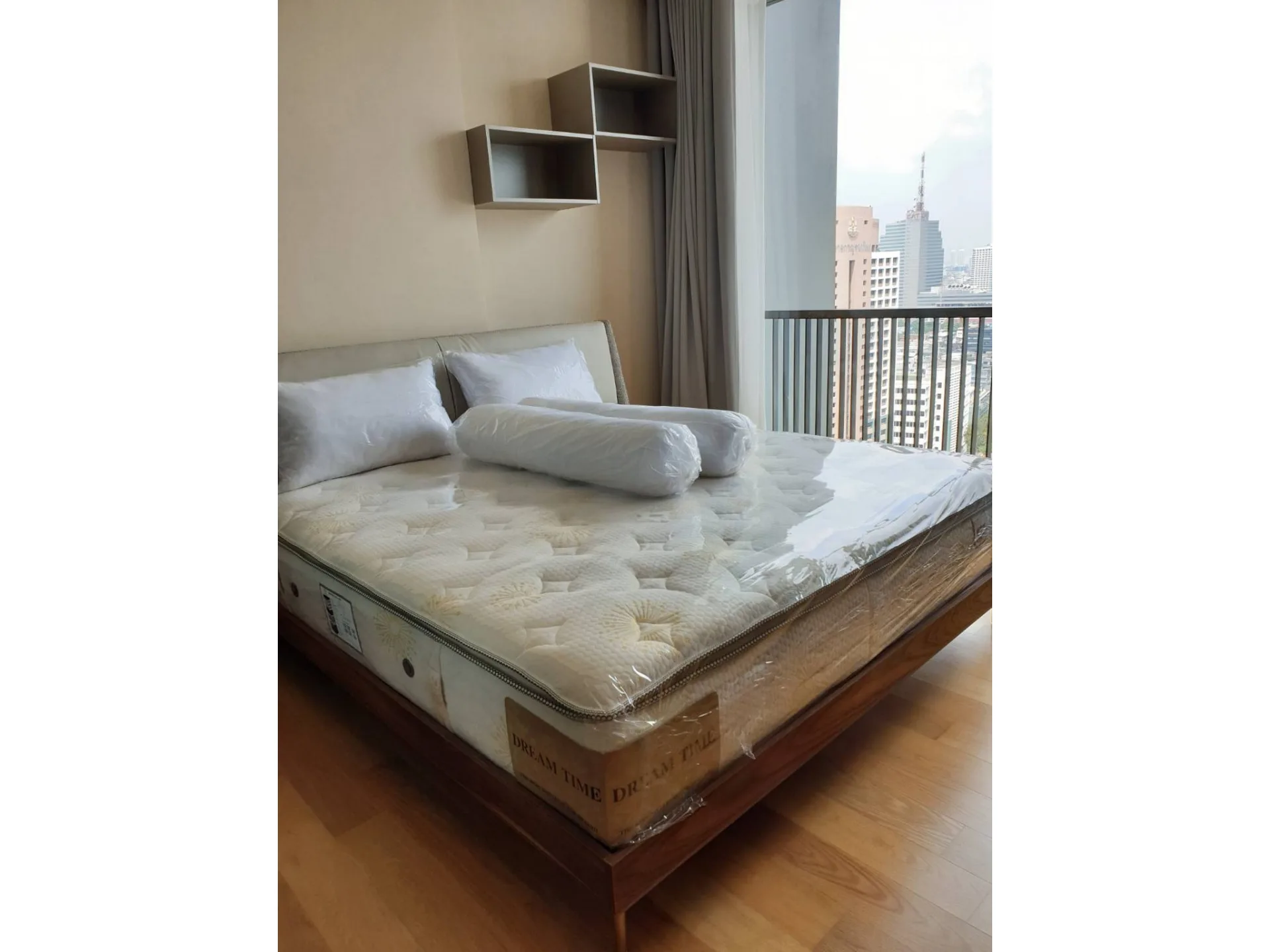 Property photos for Noble Revolve Silom