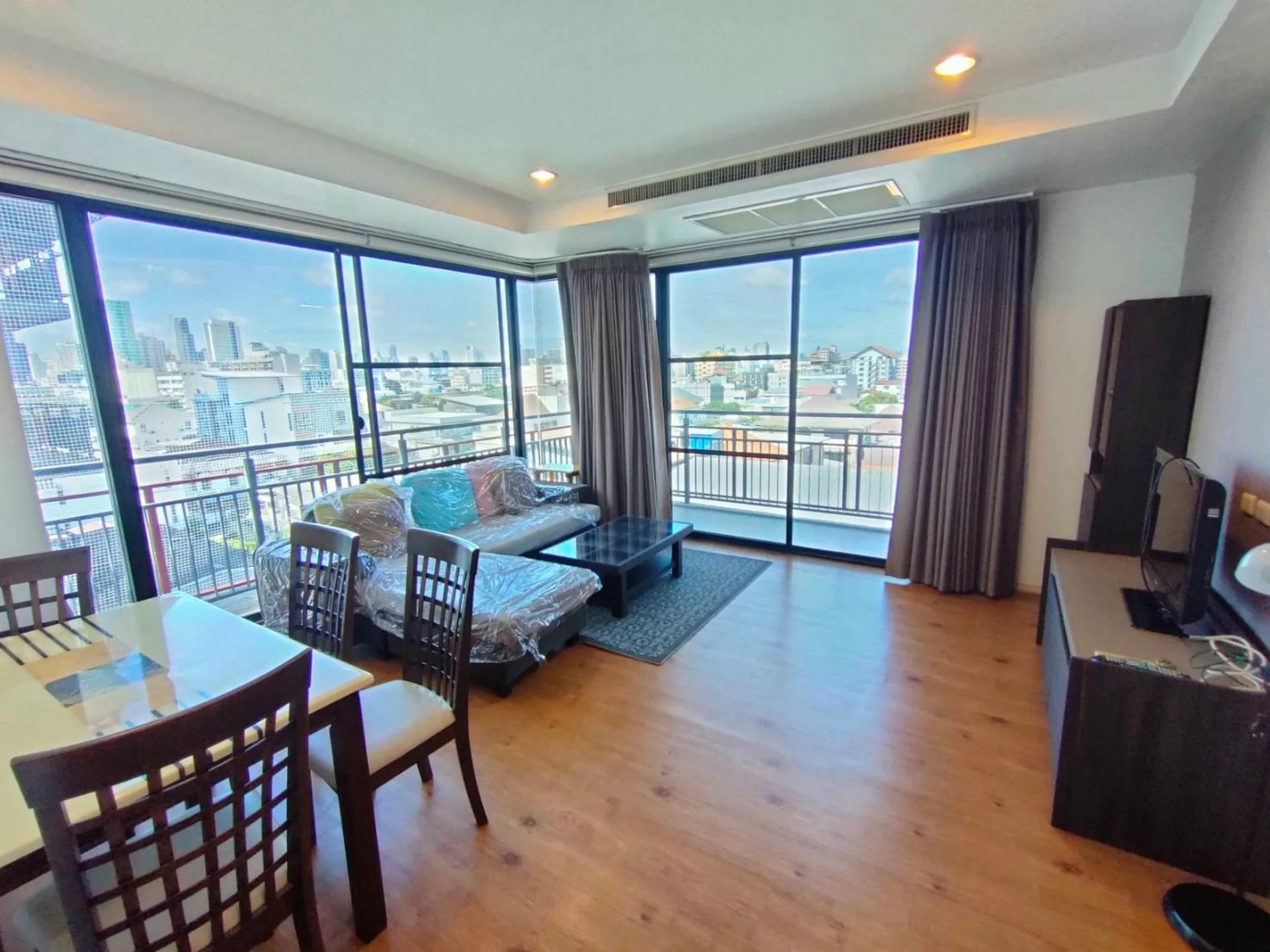 Property photos for Amanta Ratchada