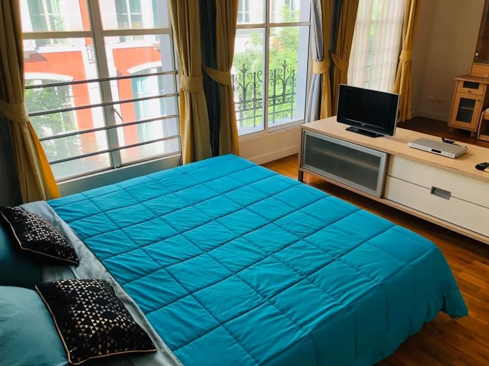 Property photos for Baan Klang Krung Thonglor