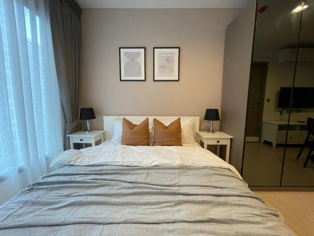 Property photos for Life Asoke Hype