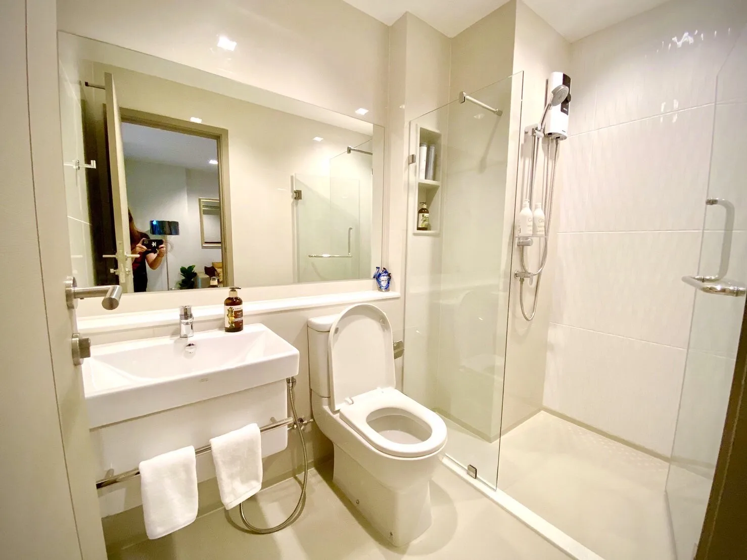 Property photos for LIFE Asoke - Rama 9