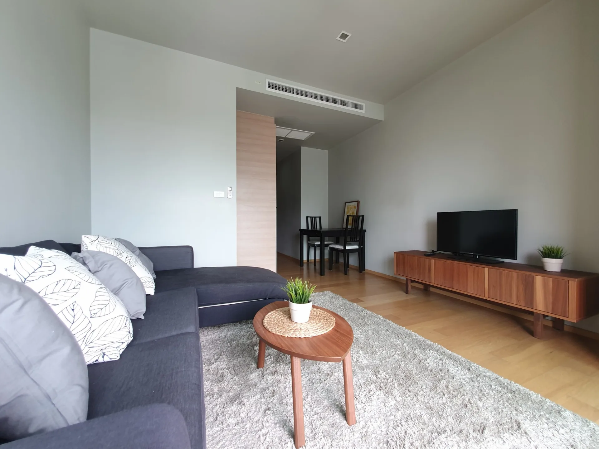Property photos for Noble Revent