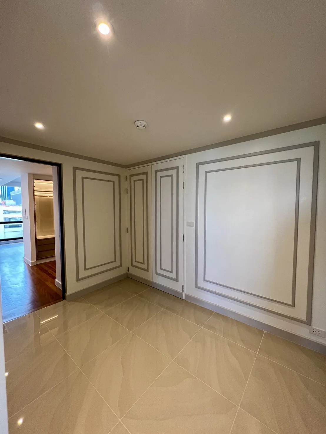 Property photos for Somkid Gardens